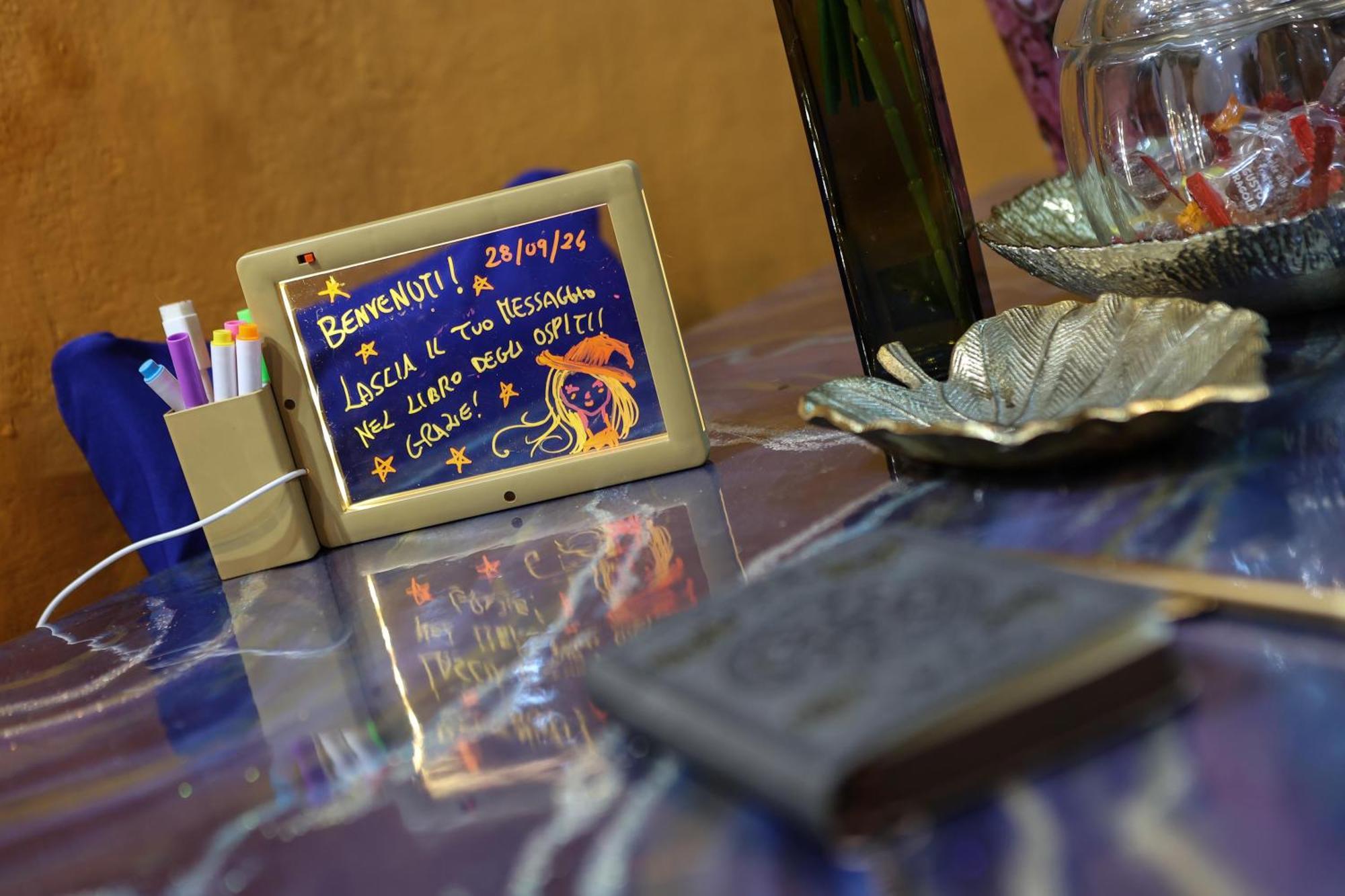La Casa Di Strega Euphoria - Casa Vacanza Tra Arte E Magia Viterbo Eksteriør bilde