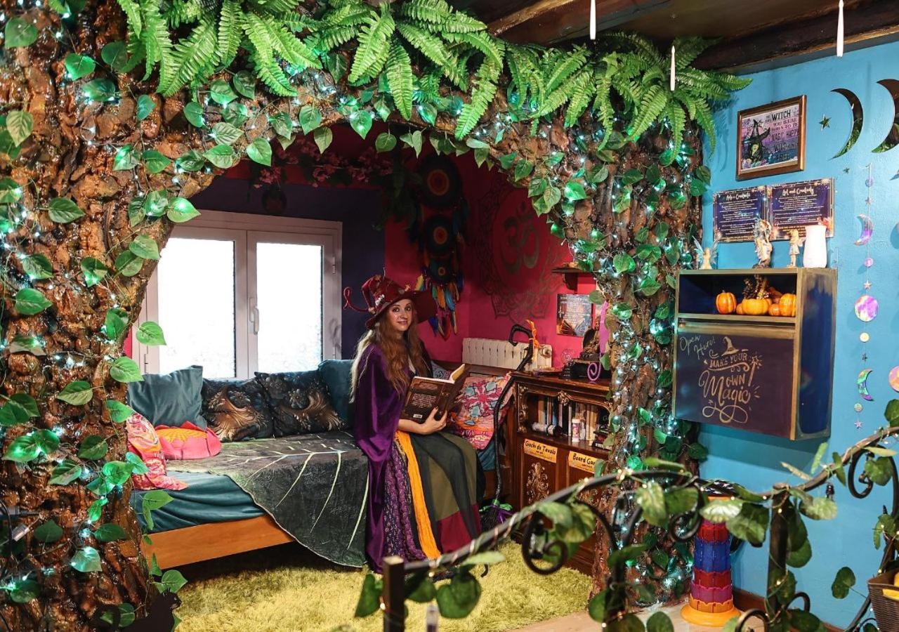 La Casa Di Strega Euphoria - Casa Vacanza Tra Arte E Magia Viterbo Eksteriør bilde