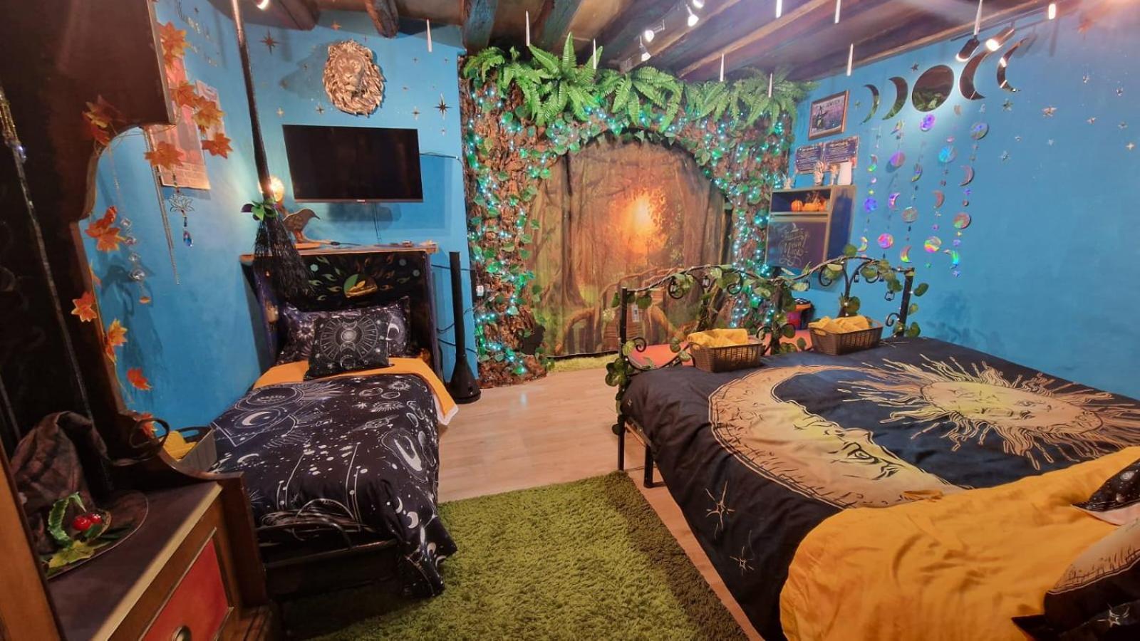 La Casa Di Strega Euphoria - Casa Vacanza Tra Arte E Magia Viterbo Eksteriør bilde